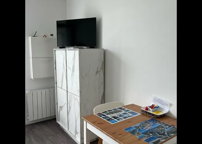 Appartement Le Petit Normand - Avec Jardin à 500 M De La Courseulles-sur-Mer